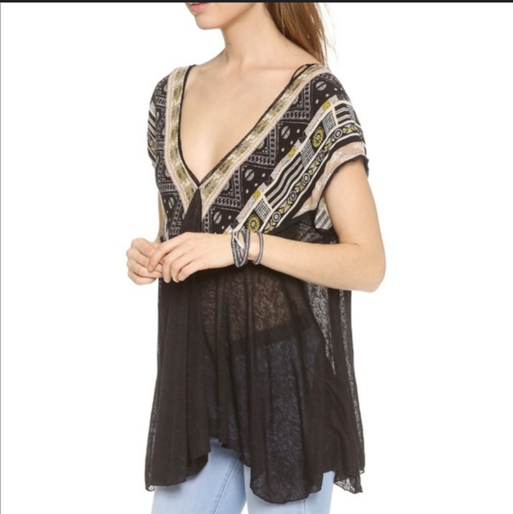 Free people Black flowy Deep V top
